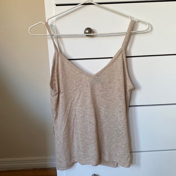 Forever21 beige knit tank with side slits , size S - Picture 1 of 3